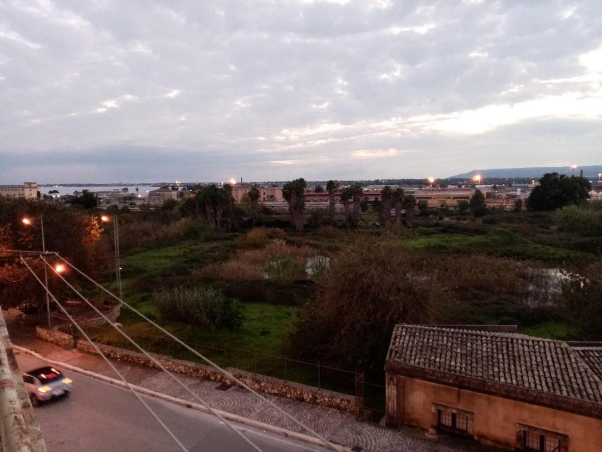 Lo Scorcio Della Neapolis Accogliente Appartamento Pressi Parco Neapolis Syracuse Екстер'єр фото